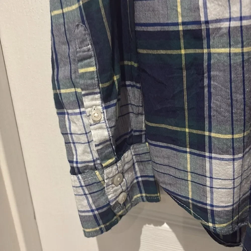 J.Crew plaid button down SZ Small